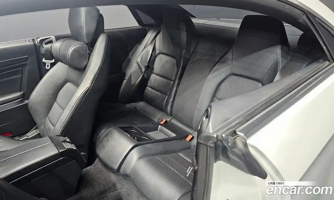 Mercedes-Benz E-Class 2017 2.0 Автомат в Москве № 390978, фото 10