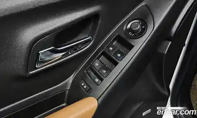 Chevrolet Trax 2018 1.4 Автомат в Москве № 39209, миниатюра 7
