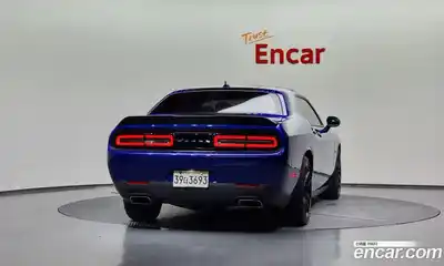 Dodge Challenger 2022 5.7 Автомат в Москве № 402461, миниатюра 4