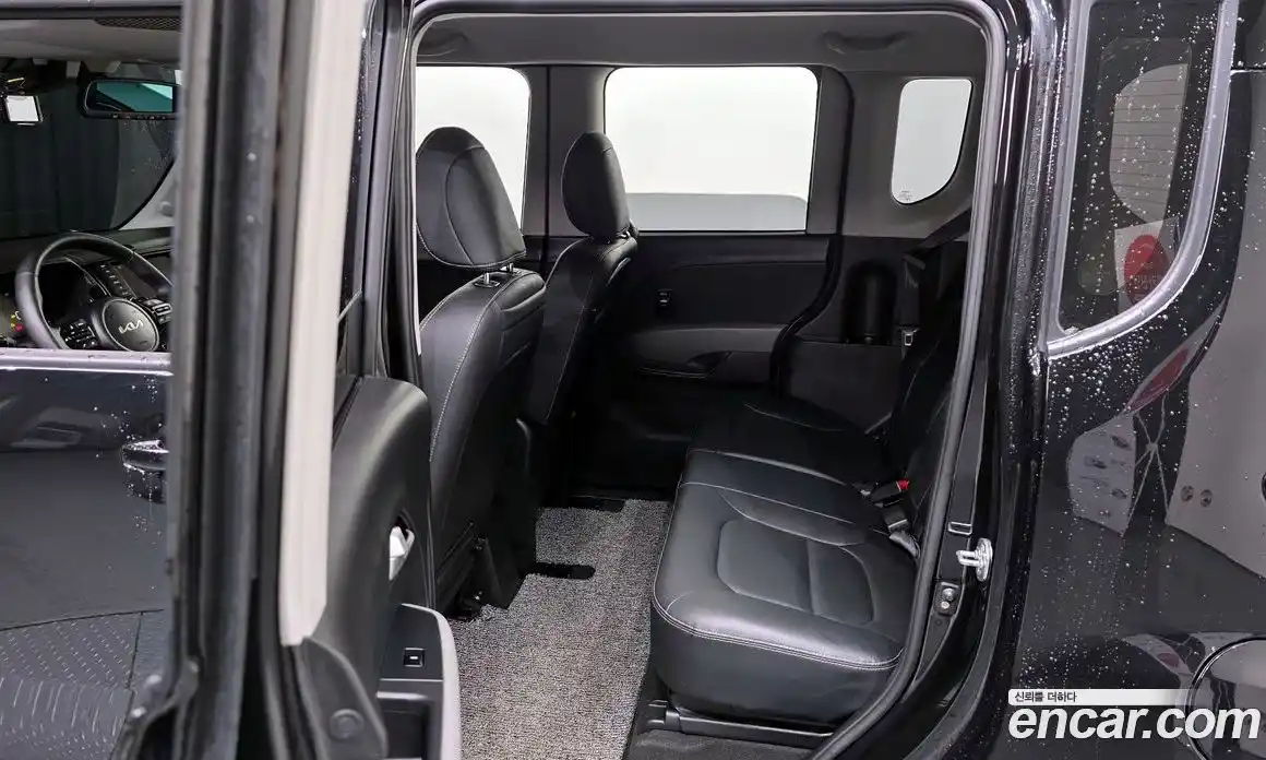 Kia Ray 2023 1.0 Автомат в Москве № 403761, фото 19