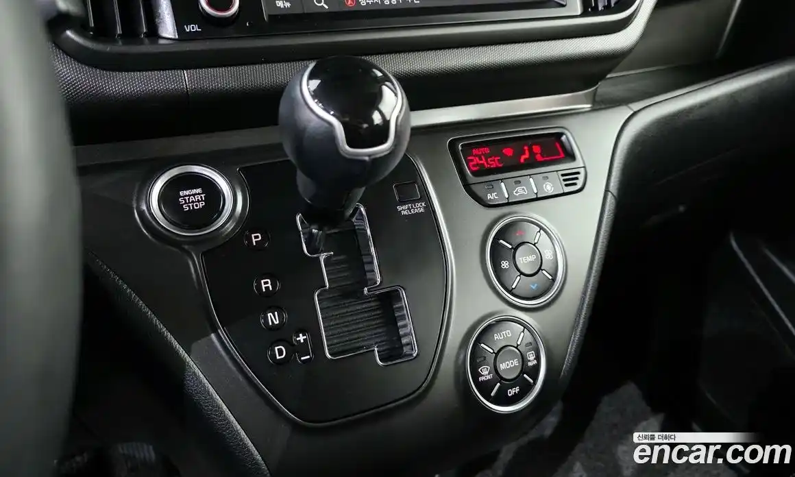 Kia Ray 2023 1.0 Автомат в Москве № 403761, фото 9