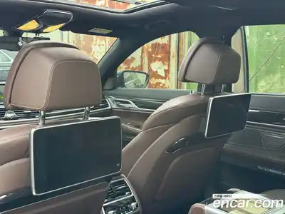 BMW 7-Series 2017 3.0 Автомат в Москве № 404469, миниатюра 10