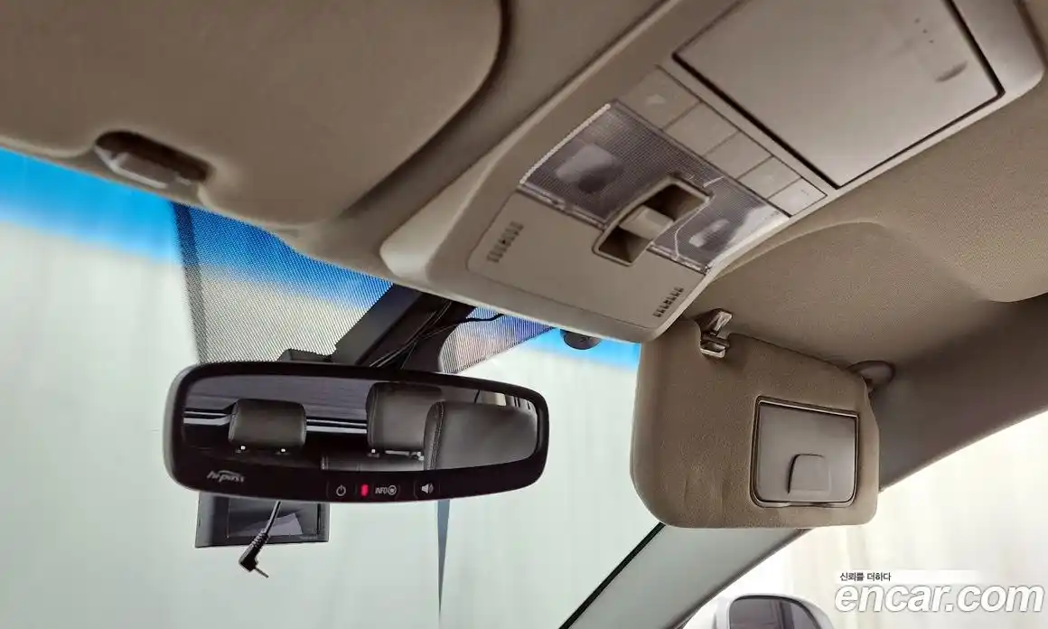 Chevrolet Captiva 2012 2.0 Автомат в Москве № 40727, фото 17