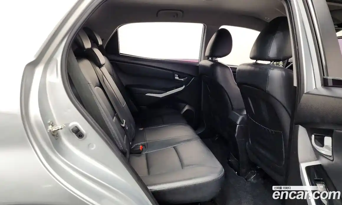 SsangYong Korando 2016 2.2 Автомат в Москве № 410097, фото 12