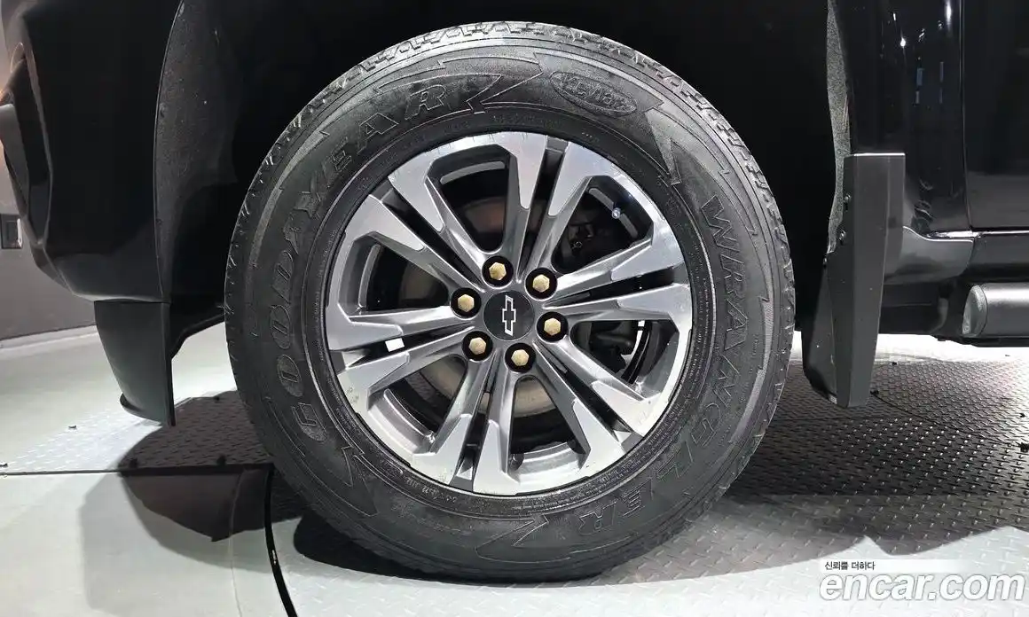 Chevrolet Colorado 2021 3.6 Автомат в Москве № 41097, фото 10