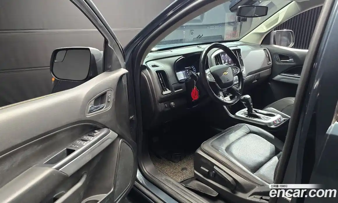 Chevrolet Colorado 2020 3.6 Автомат в Москве № 42206, фото 17