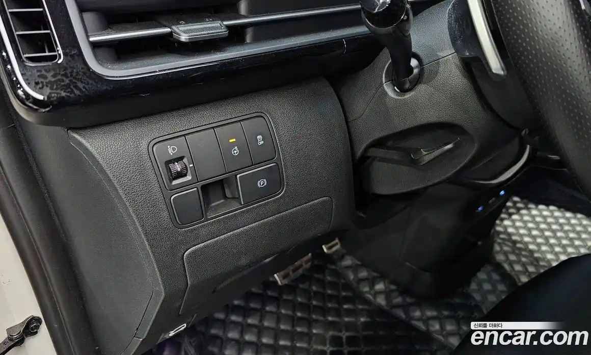 Hyundai Staria 2023 3.5 Автомат в Москве № 47902, фото 18