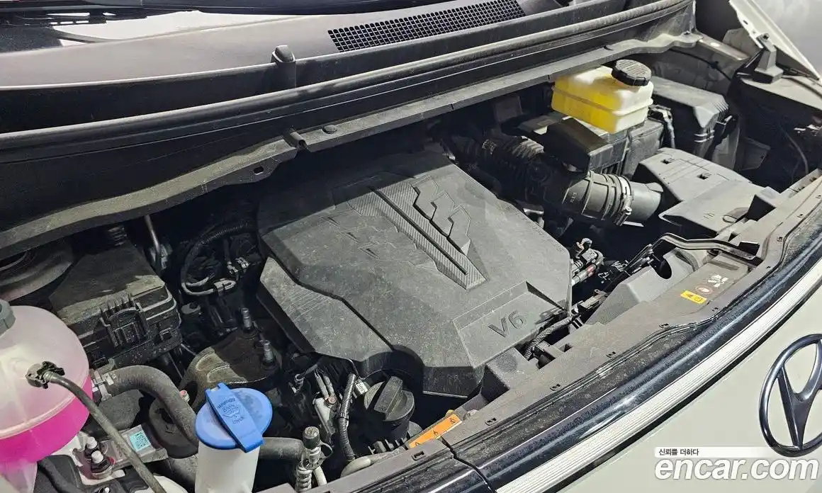 Hyundai Staria 2023 3.5 Автомат в Москве № 47902, фото 8