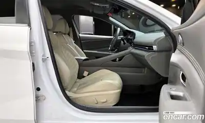 Hyundai Avante 2024 1.6 Автомат в Москве № 48547, миниатюра 2