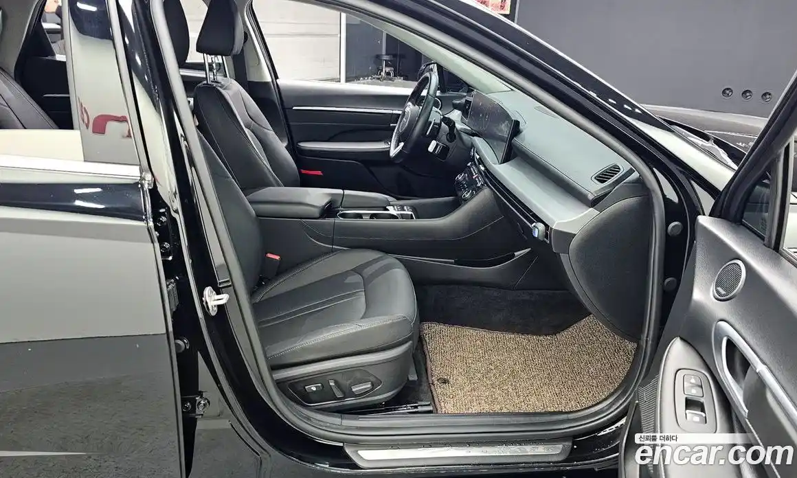 Hyundai Sonata 2024 1.6 Автомат в Москве № 49586, фото 9