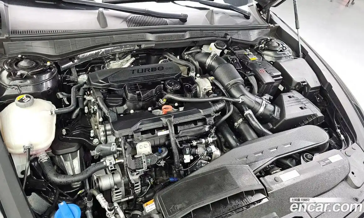 Hyundai Sonata 2024 1.6 Автомат в Москве № 49586, фото 10