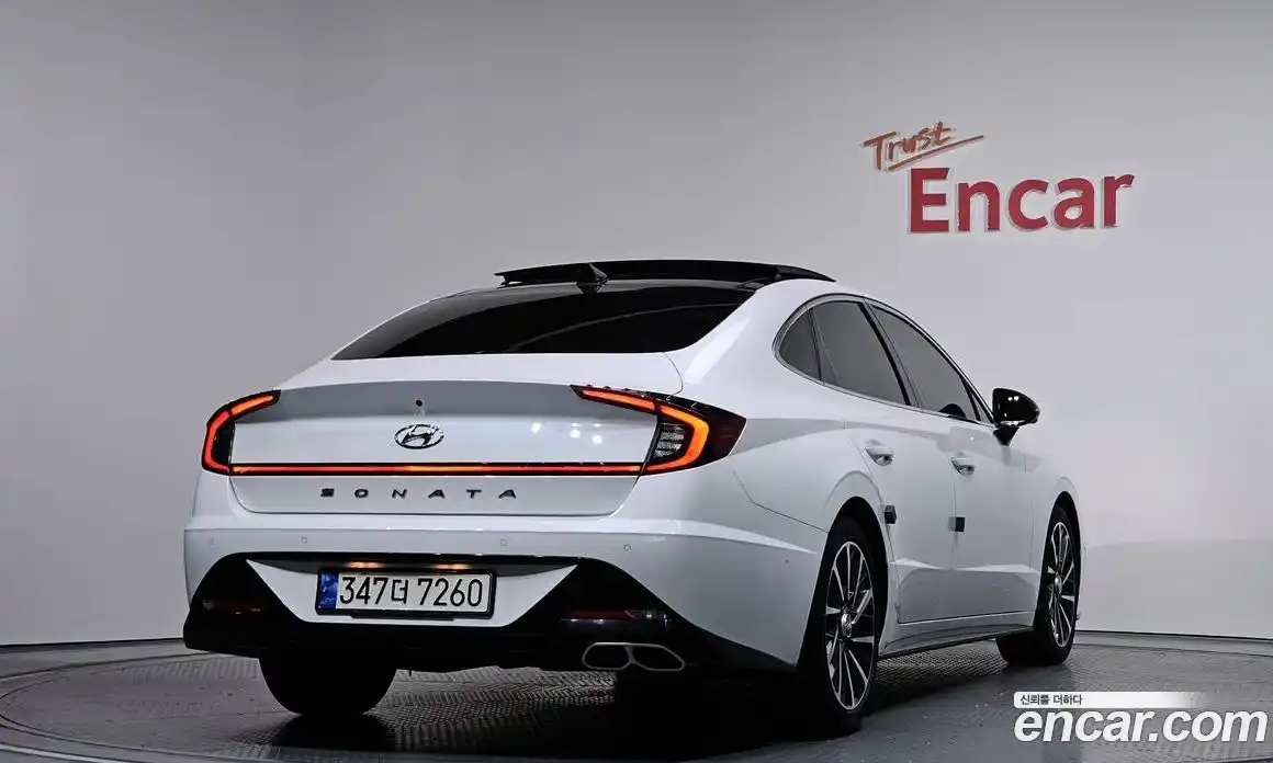 Hyundai Sonata 2022 1.6 Автомат в Москве № 50110, фото 17