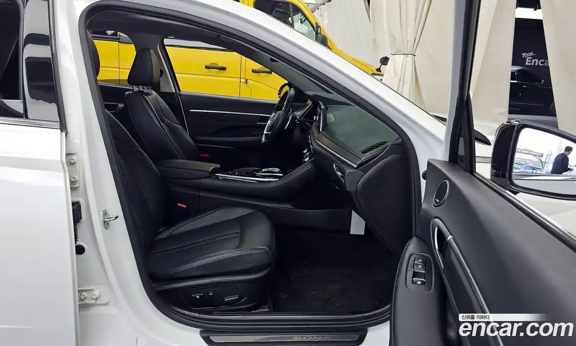 Hyundai Sonata 2022 1.6 Автомат в Москве № 50110, фото 20