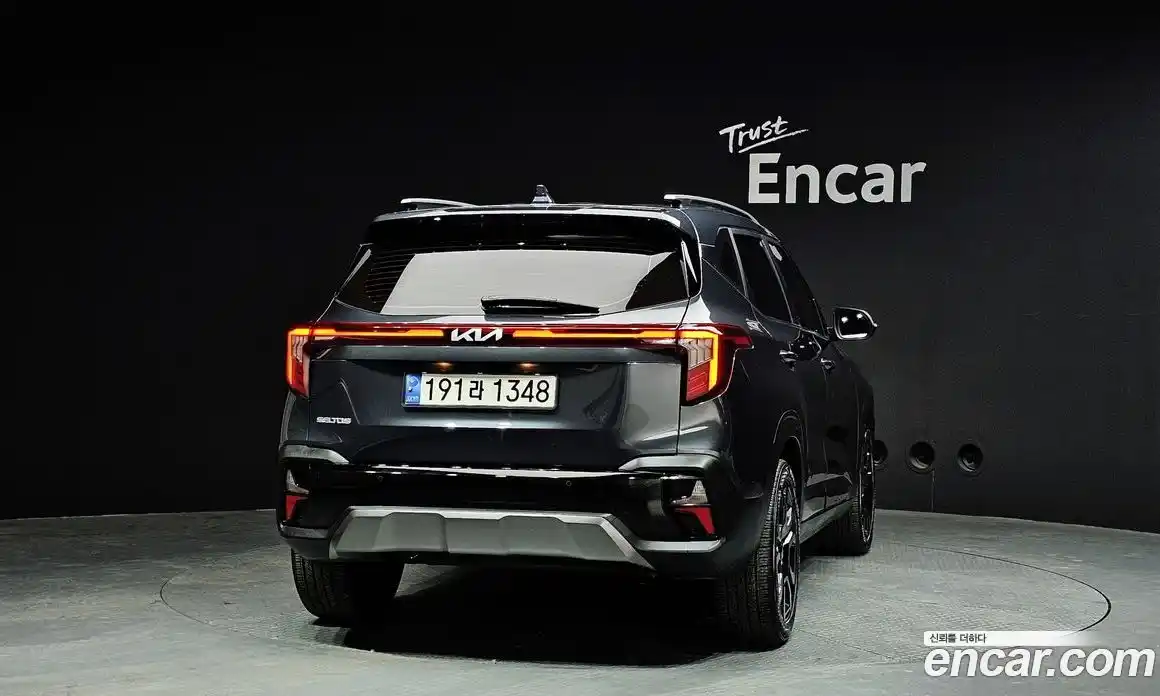 Kia Seltos 2023 1.6 Автомат в Москве № 50288, фото 18