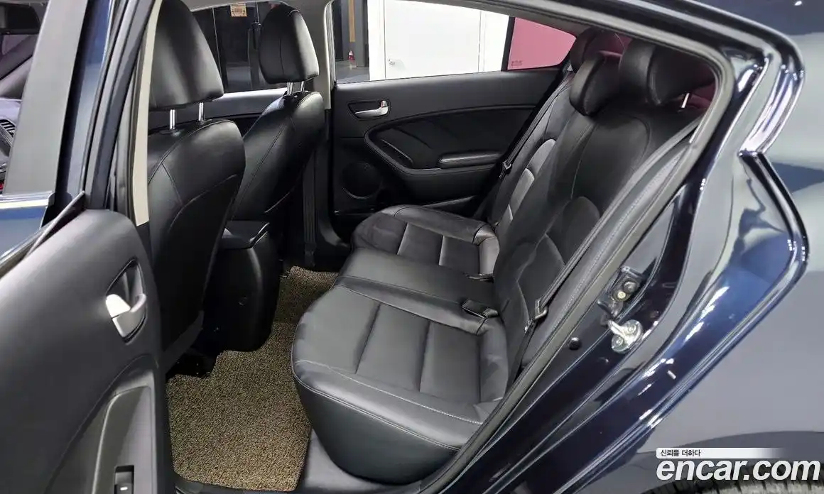 Kia K3 2017 1.6 Автомат в Москве № 51819, фото 13