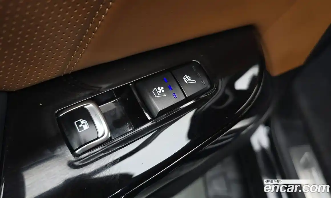 Kia Mohave 2024 3.0 Автомат в Москве № 56295, фото 16