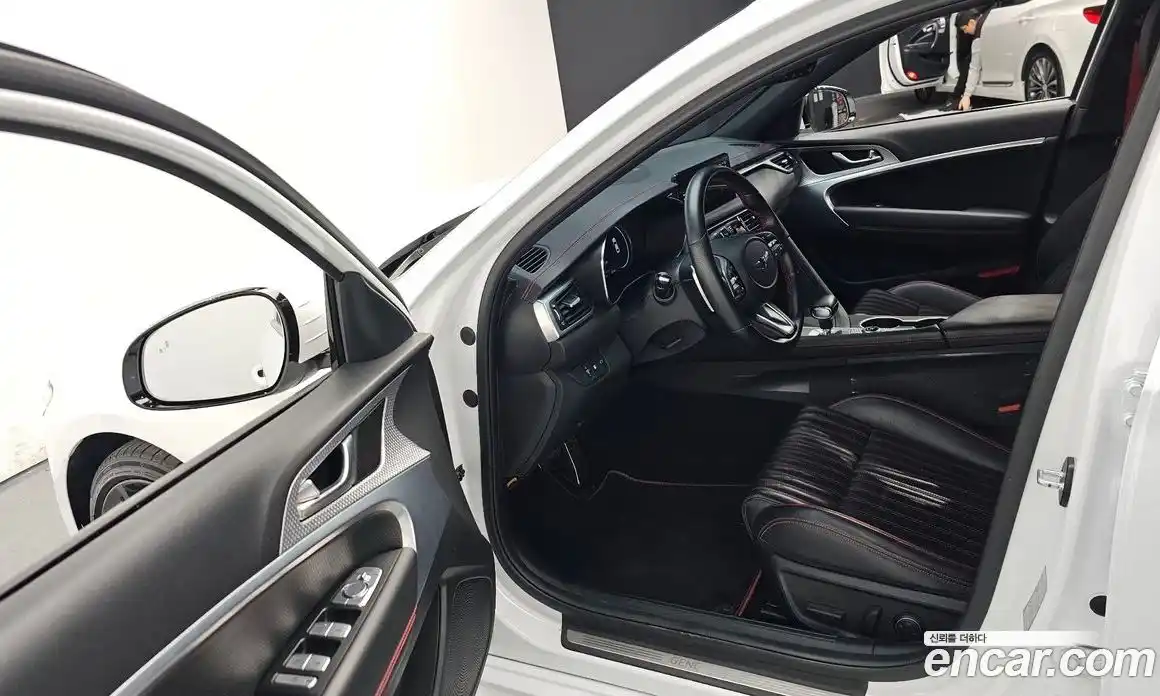 Genesis G70 2022 2.0 Автомат в Москве № 56584, фото 16