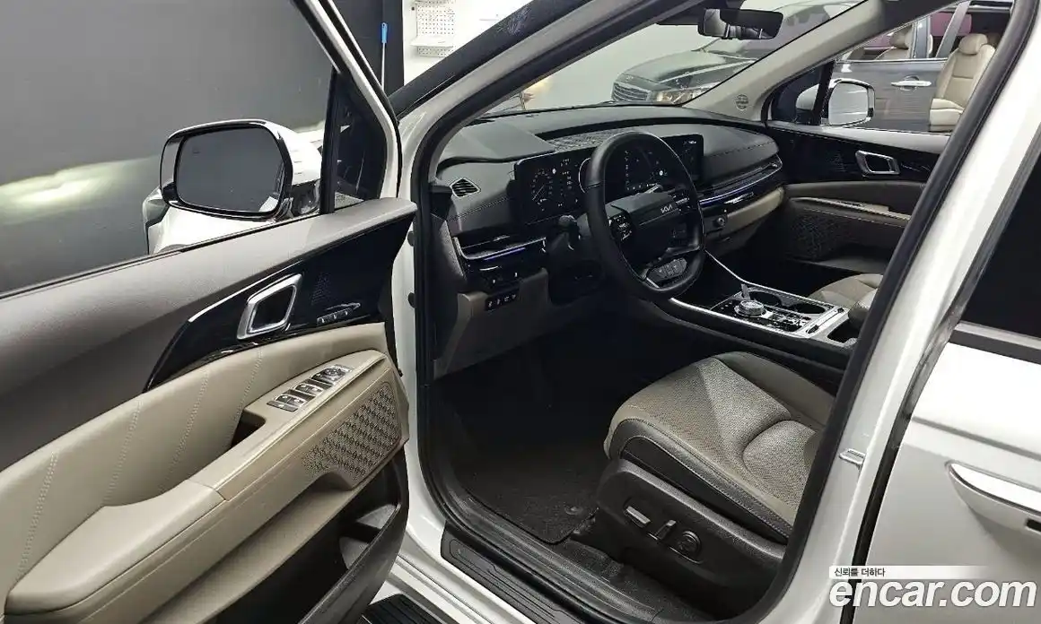 Kia Canival 2025 3.5 Автомат в Москве № 59825, фото 10