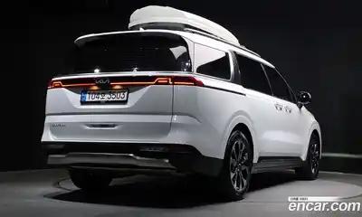 Kia Canival 2023 2.2 Автомат в Москве № 8269, миниатюра 2