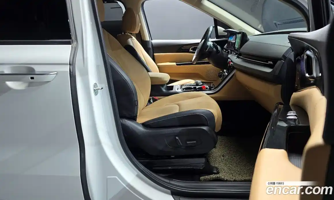 Kia Canival 2023 2.2 Автомат в Москве № 8269, фото 10