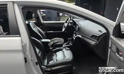 Hyundai Avante 2020 1.6 Автомат в Москве № 86692, миниатюра 2