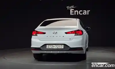 Hyundai Avante 2020 1.6 Автомат в Москве № 86692, миниатюра 7