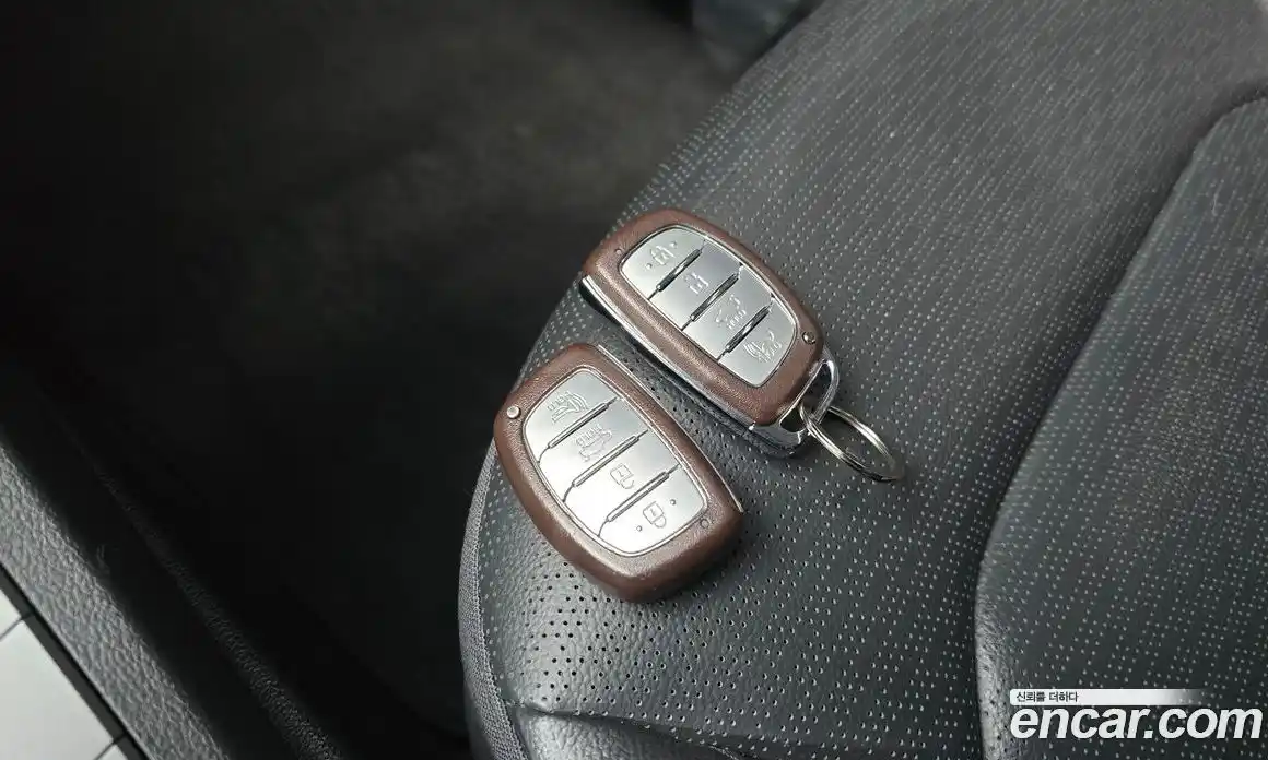 Hyundai Avante 2020 1.6 Автомат в Москве № 86692, фото 10