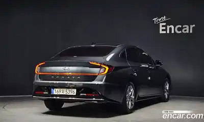 Hyundai Sonata 2023 2.0 Автомат в Москве № 8914, миниатюра 9