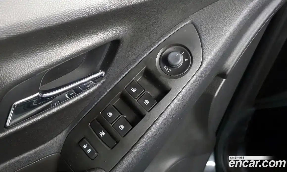 Chevrolet Trax 2016 1.4 Автомат в Москве № 99086, фото 16