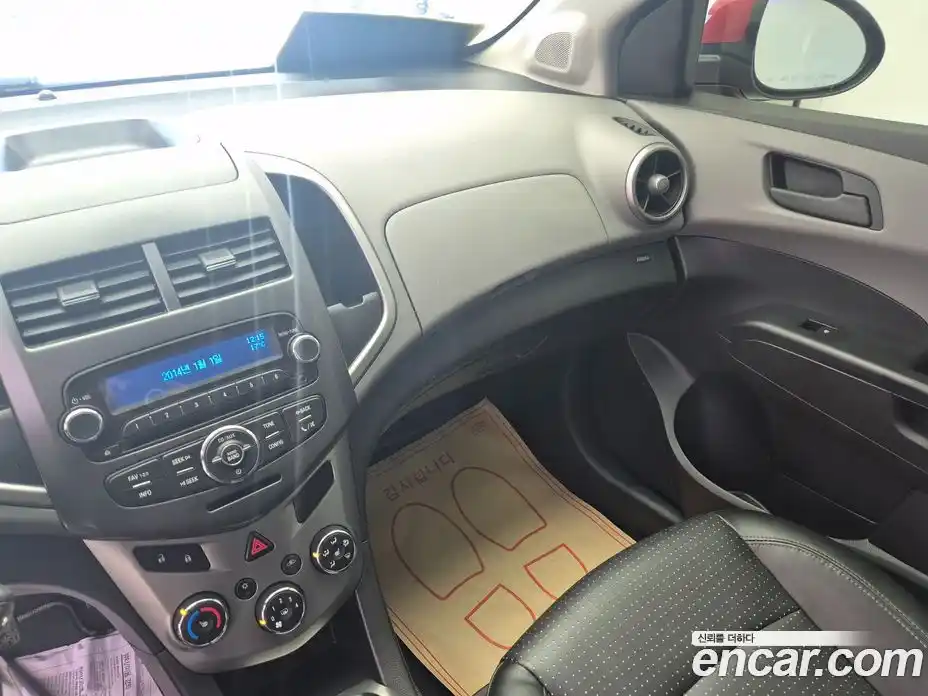 Chevrolet Aveo 2016 1.4 Механическая в Москве № 103767, фото 14