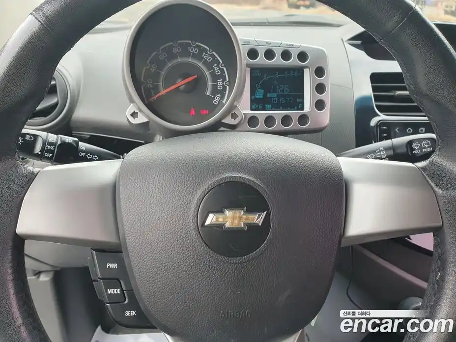 Chevrolet Spark 2012 1.0 Автомат в Москве № 104221, фото 14