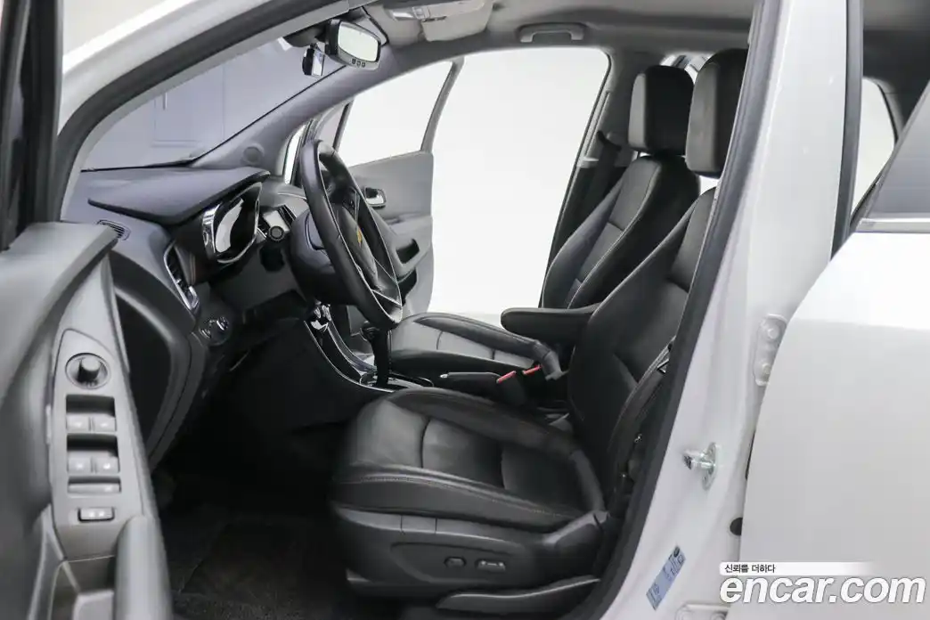 Chevrolet Trax 2017 1.4 Автомат в Москве № 105054, фото 8