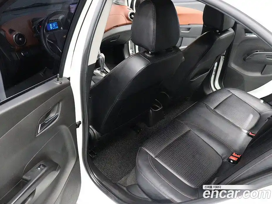 Chevrolet Aveo 2013 1.6 Автомат в Москве № 105230, фото 17