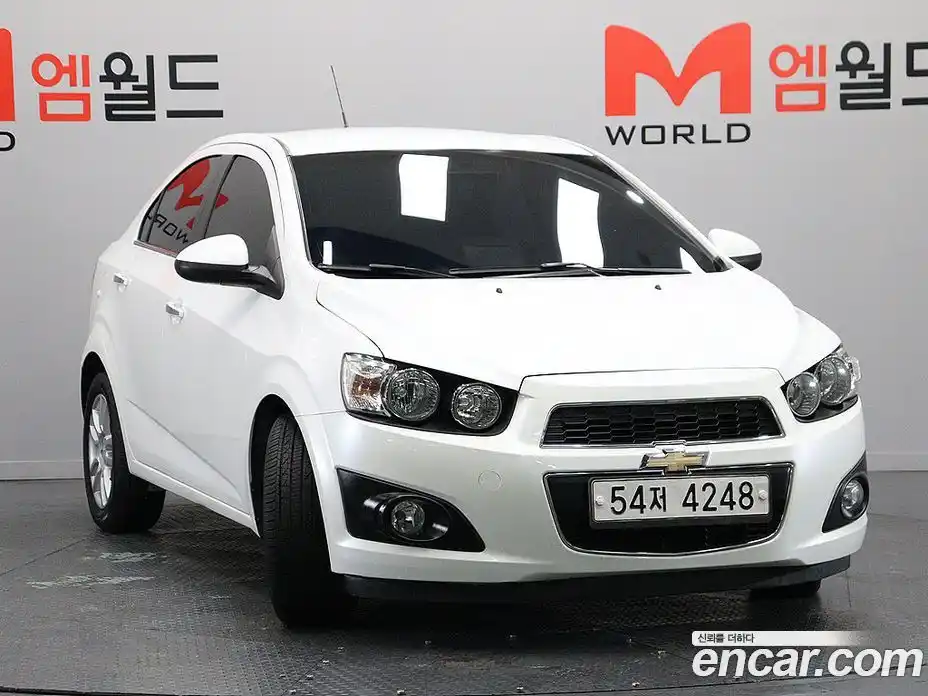 Chevrolet Aveo 2013 1.6 Автомат в Москве № 105230, фото 2
