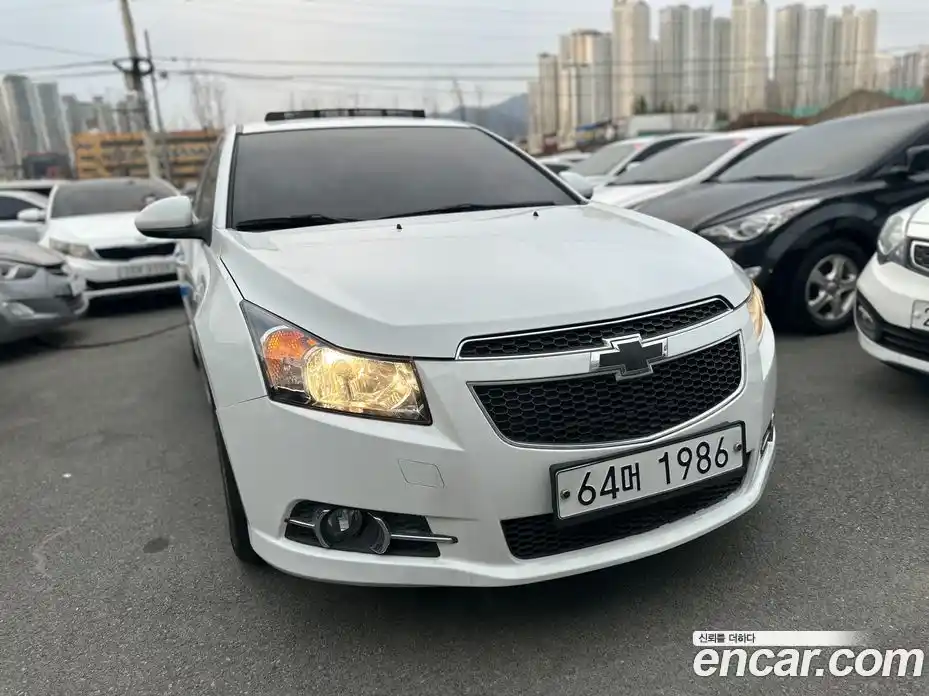 Chevrolet Cruze 2011 1.8 Автомат в Москве № 105403, фото 2