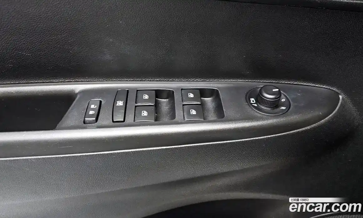 Chevrolet Spark 2016 1.0 Автомат в Москве № 105468, фото 1