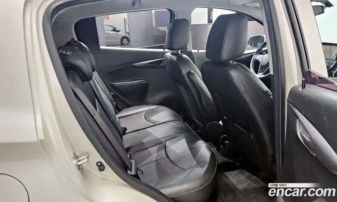 Chevrolet Spark 2016 1.0 Автомат в Москве № 105468, фото 20