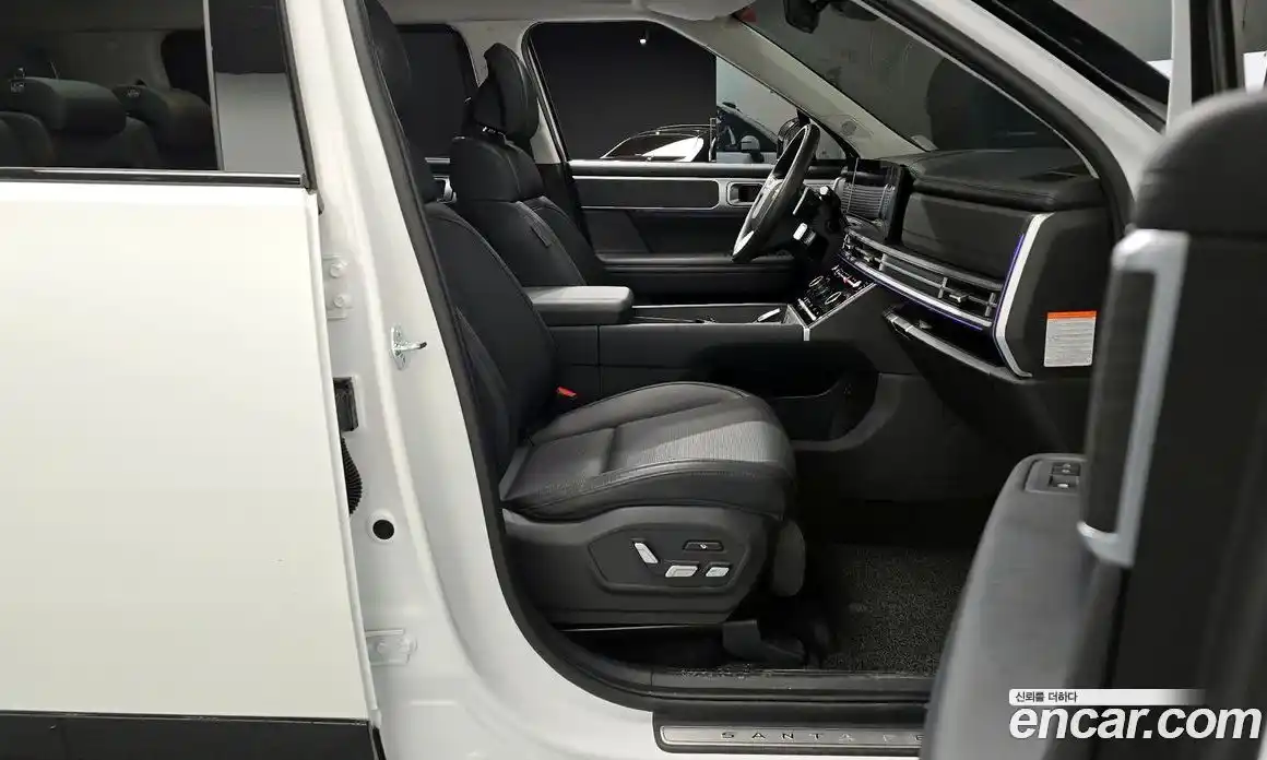 Hyundai Santa Fe 2024 1.6 Автомат в Москве № 107836, фото 13