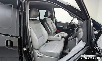 Hyundai Starex 2020 2.4 Автомат в Москве № 109621, миниатюра 12