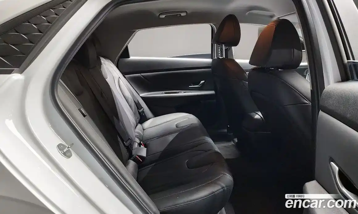 Hyundai Avante 2024 1.6 Автомат в Москве № 110286, фото 7