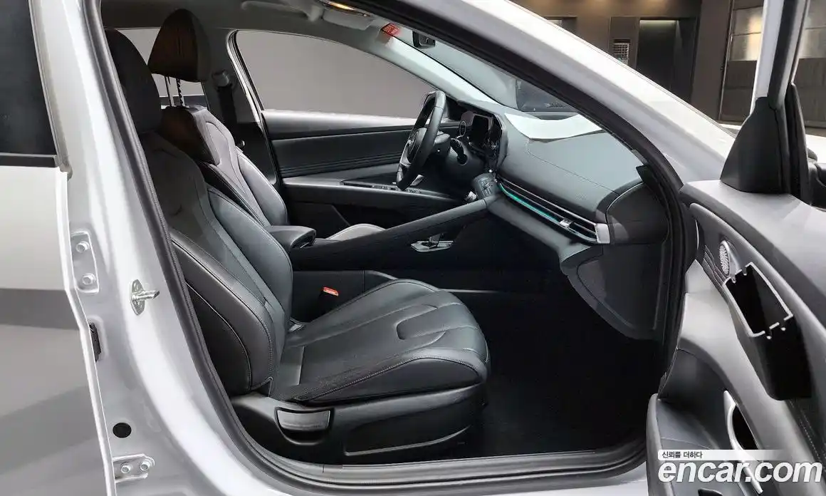 Hyundai Avante 2024 1.6 Автомат в Москве № 110286, фото 10