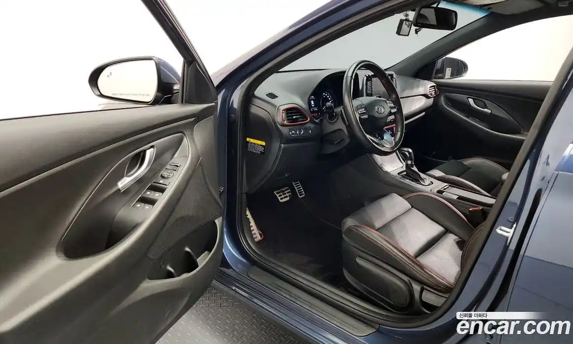 Hyundai i30 2018 1.6 Автомат в Москве № 110429, фото 10