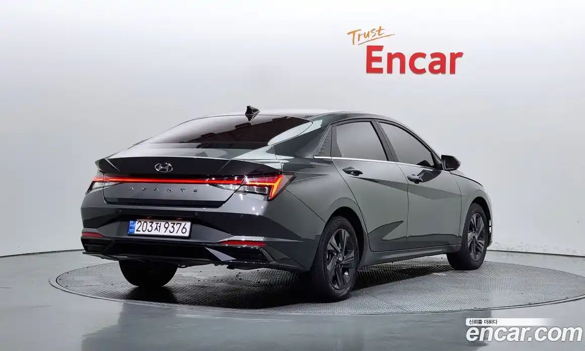 Hyundai Avante 2023 1.6 Автомат в Москве № 112084, фото 10