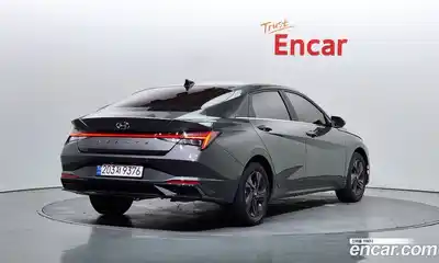 Hyundai Avante 2023 1.6 Автомат в Москве № 112084, миниатюра 10