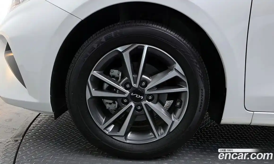 Kia K3 2024 1.6 Автомат в Москве № 114167, фото 13