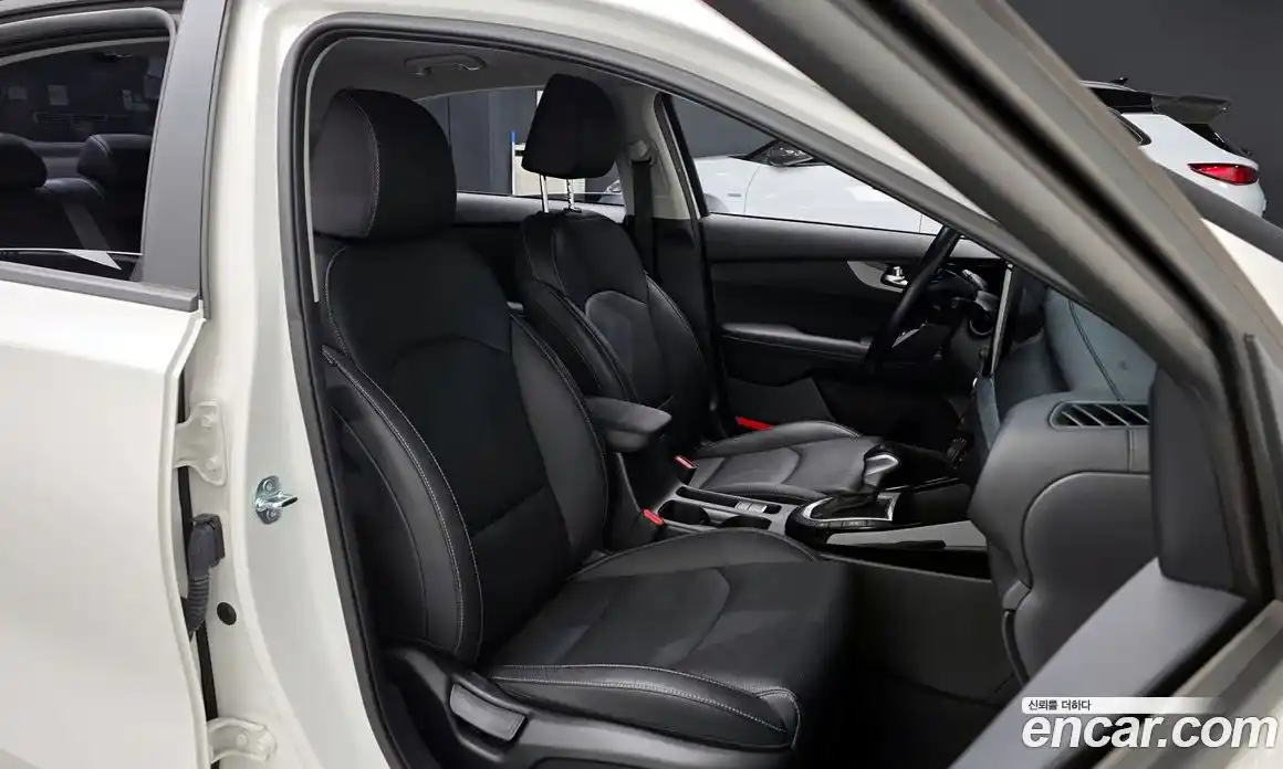 Kia K3 2024 1.6 Автомат в Москве № 114167, фото 15