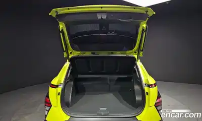 Hyundai Kona 2023 1.6 Автомат в Москве № 116027, миниатюра 10