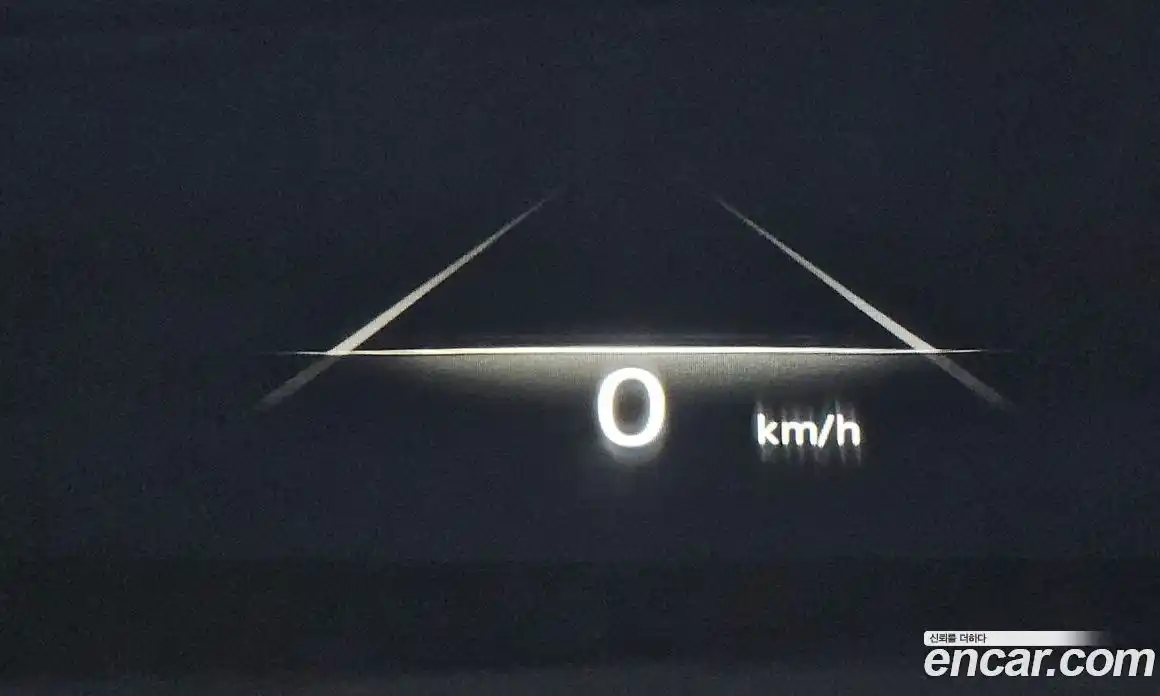 Genesis GV70 2023 2.5 Автомат в Москве № 118625, фото 16