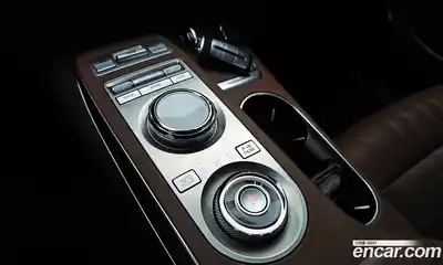 Genesis GV70 2023 2.5 Автомат в Москве № 118625, миниатюра 5