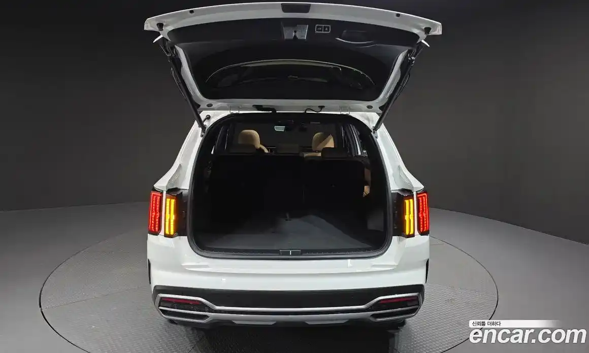 Kia Sorento 2023 2.2 Автомат в Москве № 121455, фото 12